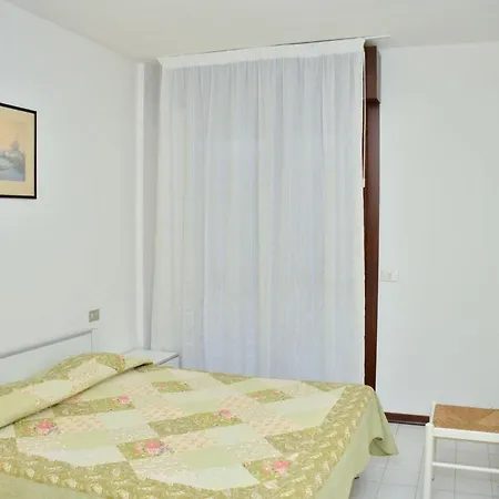 Luminous Flat With Private Garden 150 M From The Sea * Bibione